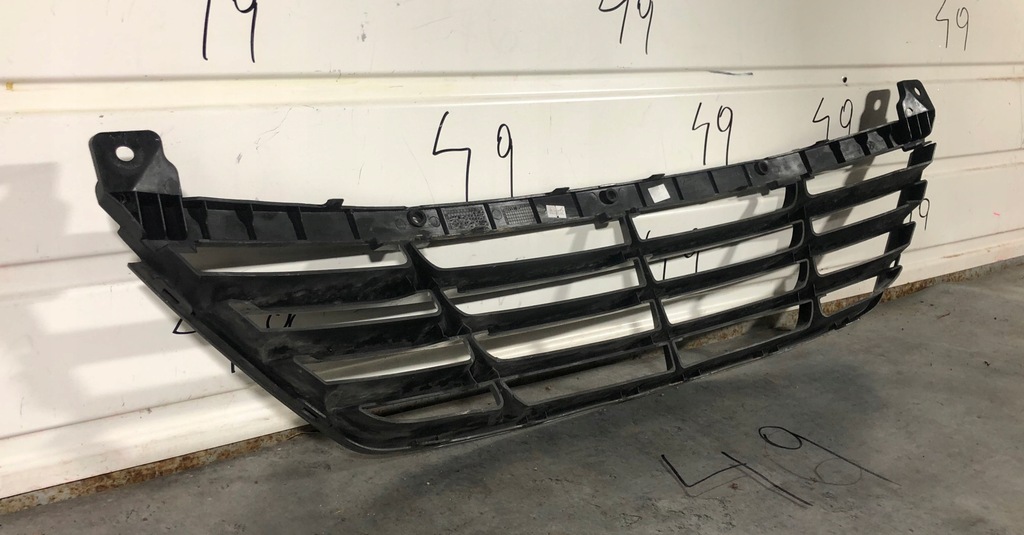 фото №9, Hyundai ix35 10- решётка бампера перед решётка радиатора оригинальная
