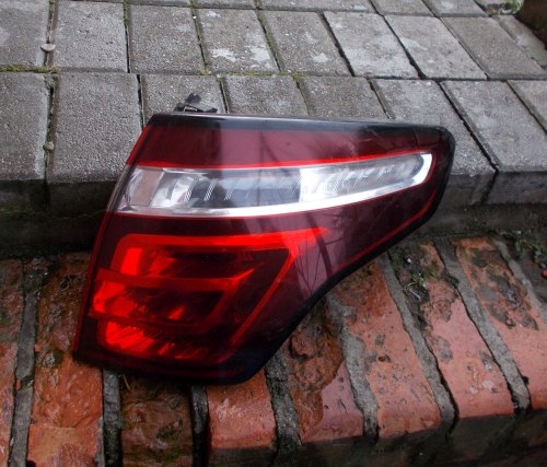 фото №1, Citroen c4 picasso lift правая задняя лампа оригинал