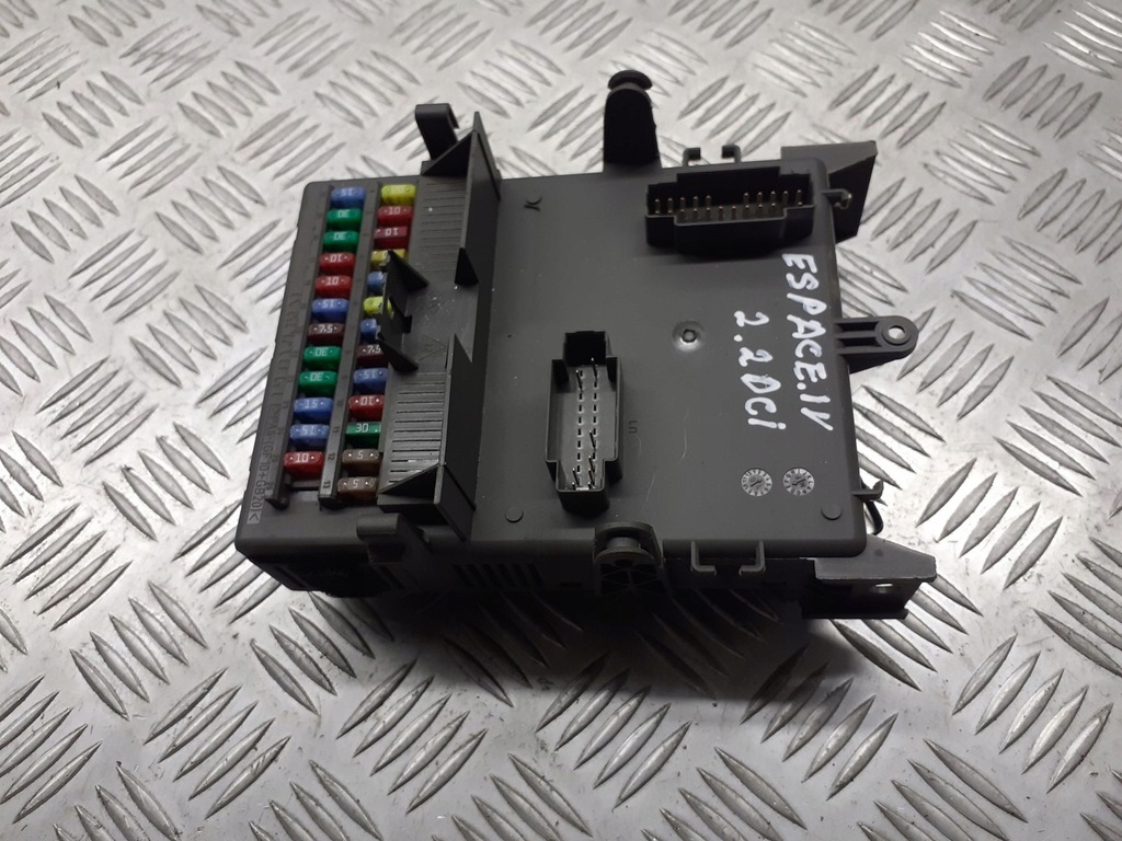 фото №1, Коробка предохранителей renault espace iv 2.2 dci