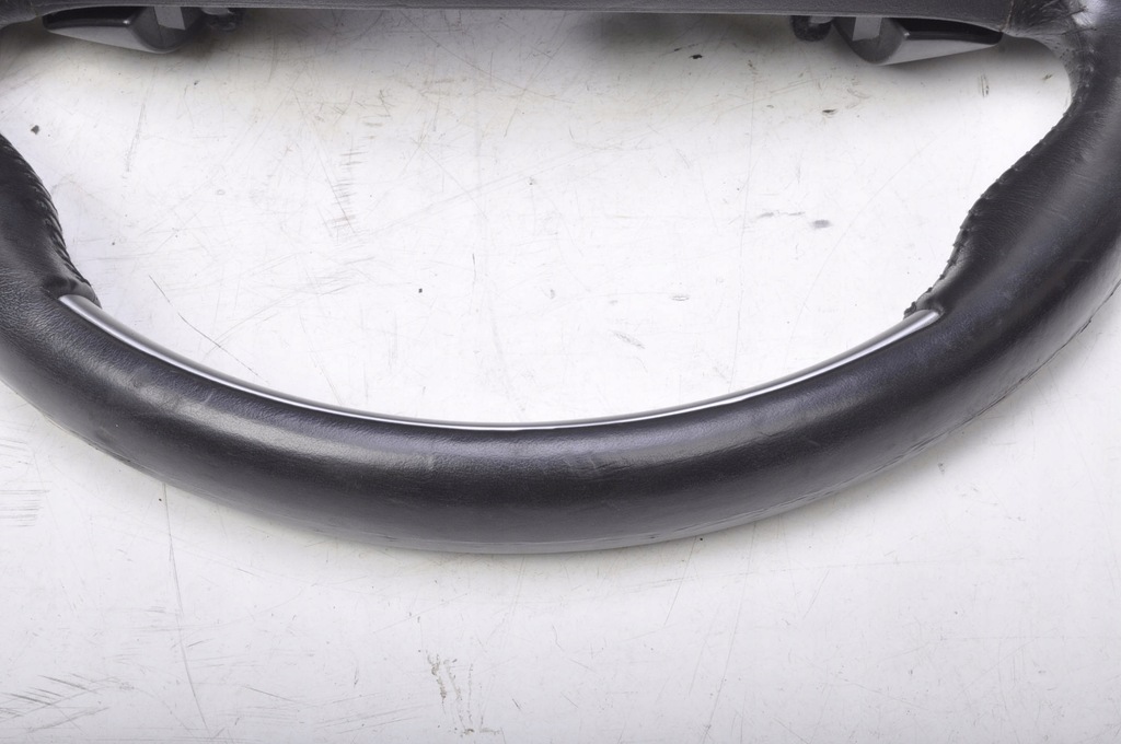 фото №13, Volvo c70 ii воздуховод кожаный 30778746 navi