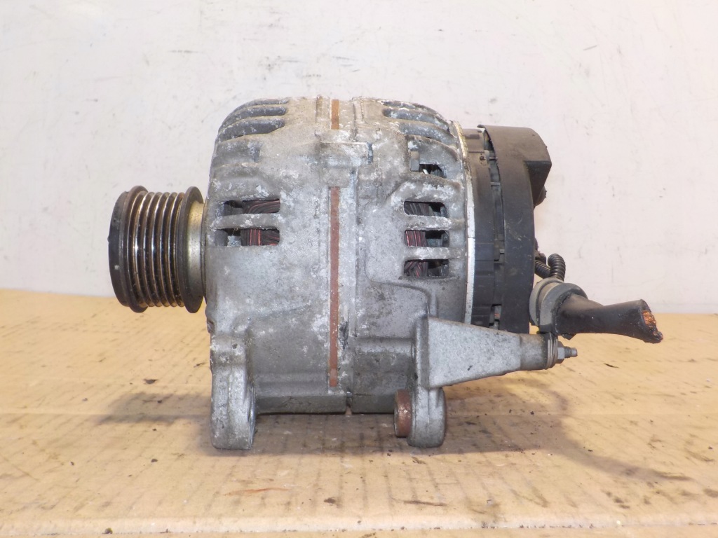 Генератор 2.0tdi audi volkswagen skoda 06f903023f в Украине