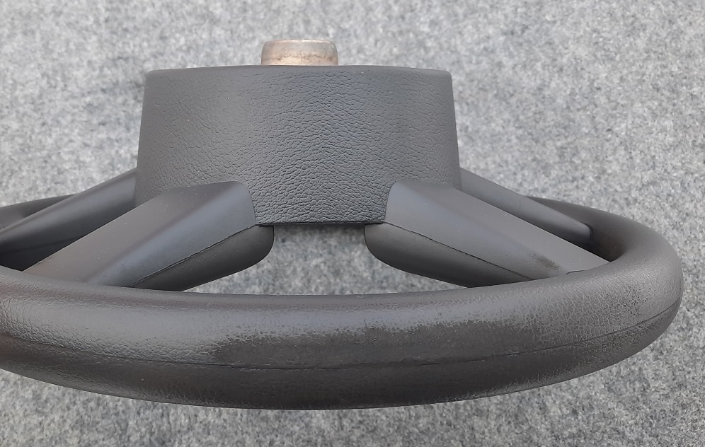 фото №7, Volkswagen golf 5 v 1k воздуховод 4-спицевой