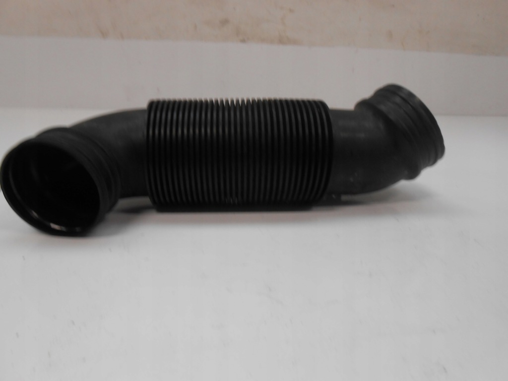 Skoda rapid audi a1 seat toledo труба шланг воздухозаборник воздуха 6c0129684 Цена