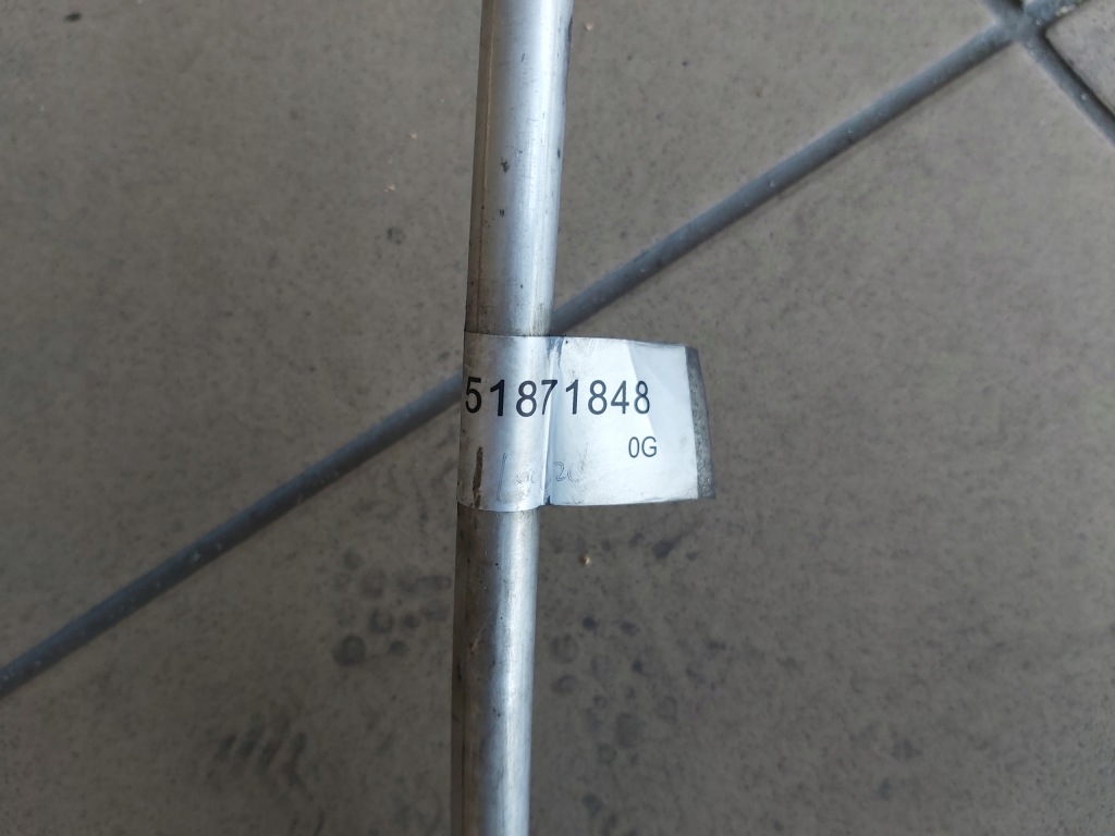 фото №4, Fiat 500 1.2 трубка шланг кондиционера 51871848