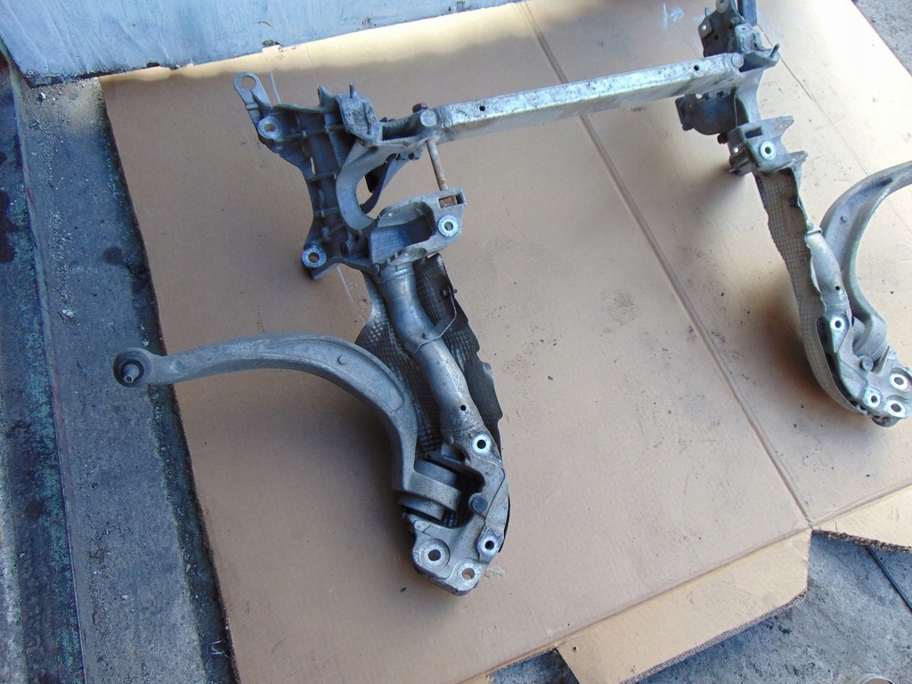 фото №6, Подрамник подрамник перед рычаги audi a4 b8 2.0 tdi