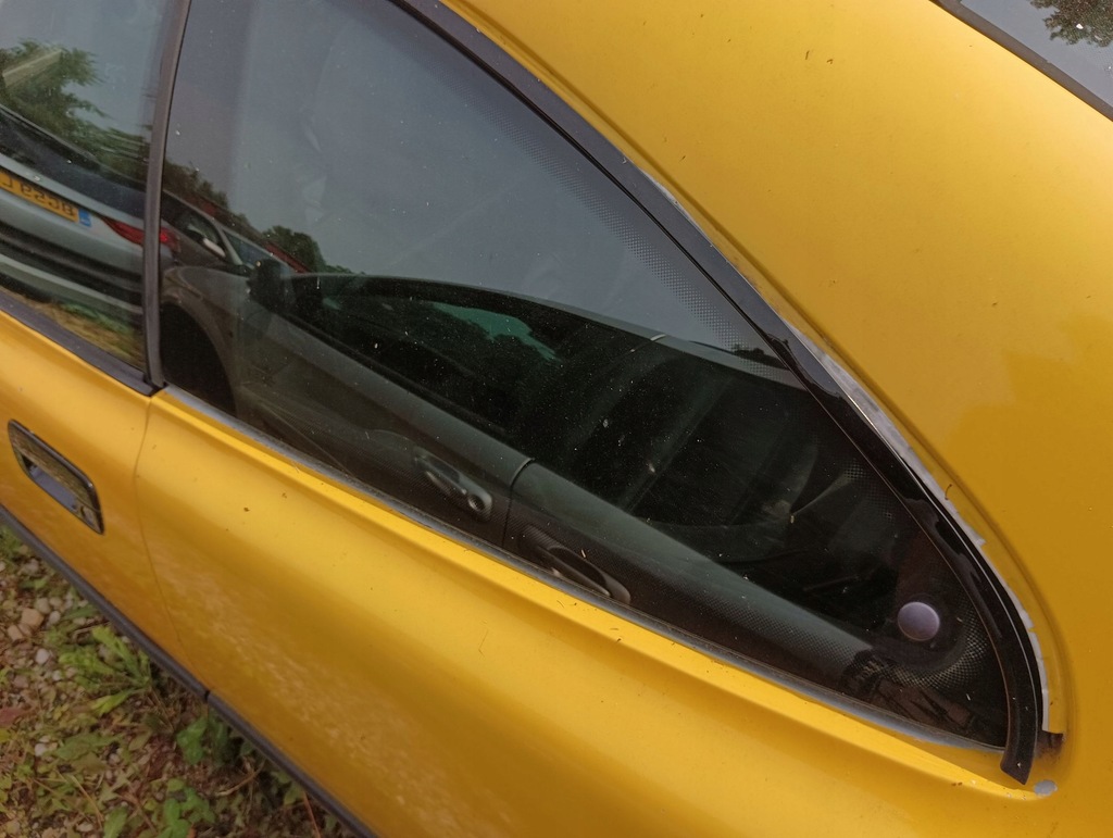 фото №5, Peugeot 406 2001 левая сторона стекло кузовная задняя