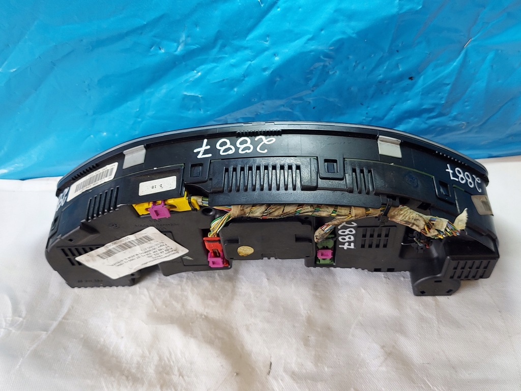 фото №9, Счетчик приборная панель a8 d2 3.7 v8 4d0919033f