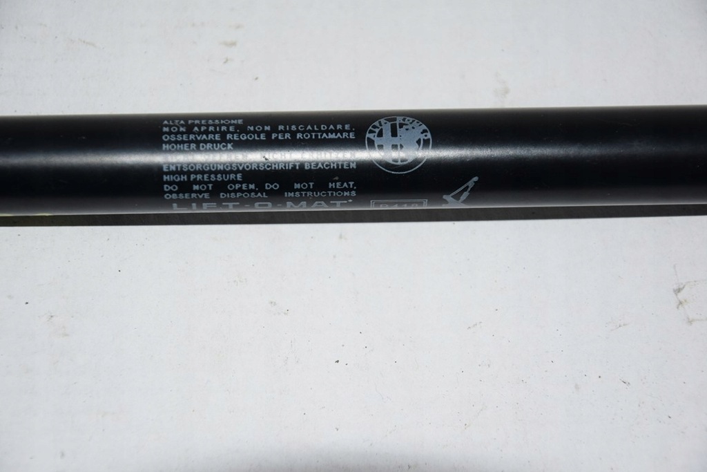 фото №5, Alfa romeo giulietta привод амортизатор капот