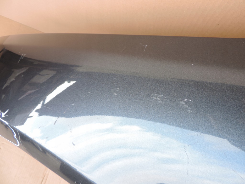 Tesla s крило ліве Зі Шроту