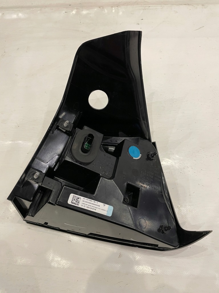 Premium фара левая задний задняя tesla 3 2017-2020r. led 1077399-00-c новая Недорого