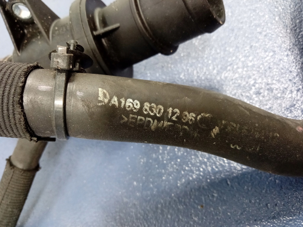 фото №4, Труба охлаждение mercedes-benz b w245 1698301296 2.0l дизель 2008