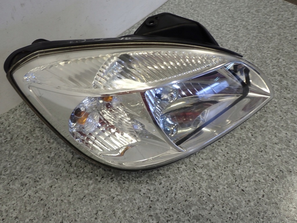 фото №5, Kia rio 06-10 фара правий лампа перед