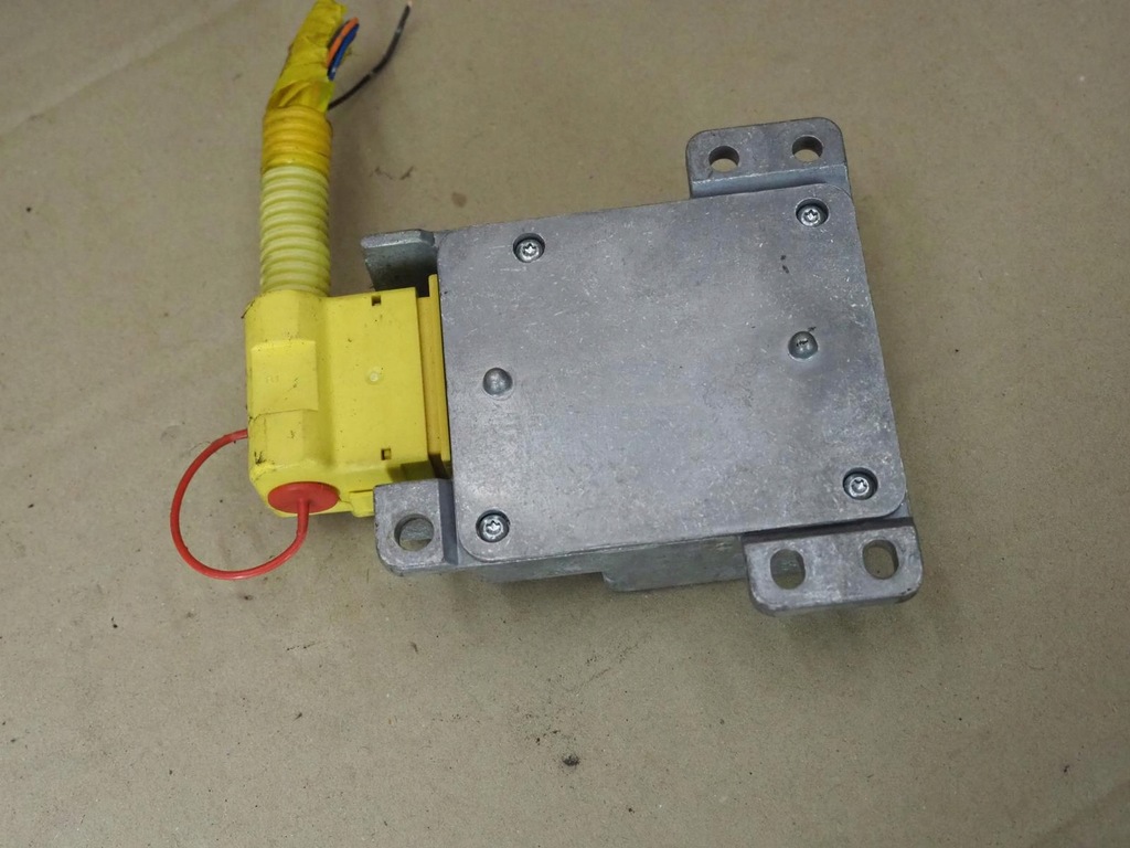 фото №13, Датчик подушка безопасности isuzu trooper 8093526990