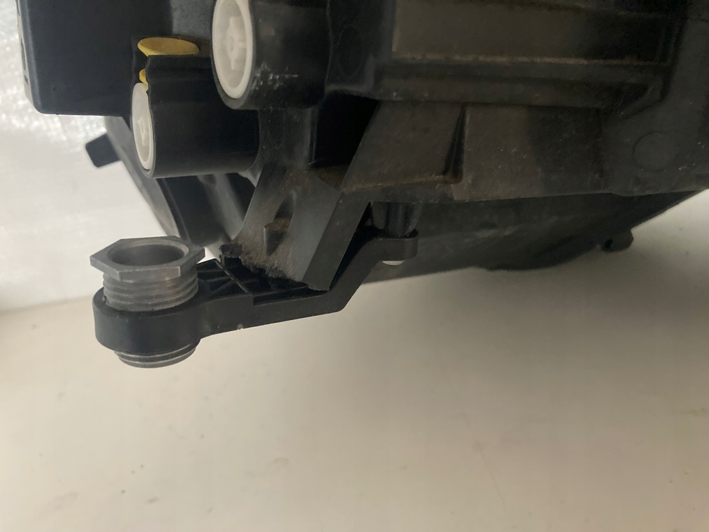 фото №12, Лампа перед левый h7 + led skoda karoq 57b941015a