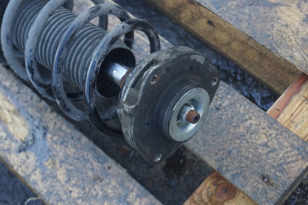 фото №5, Поворотний кулак амортизатор правий перед skoda superb ii