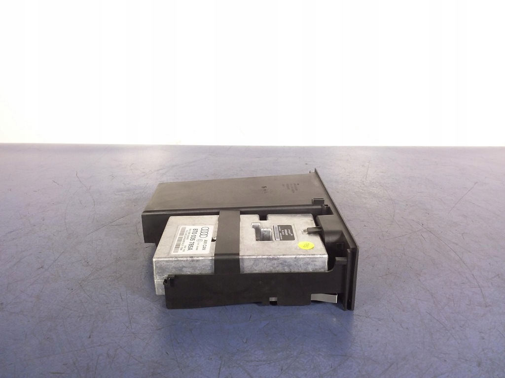 фото №2, Audi a4 b8 модуль интерфейс 8t0035785a