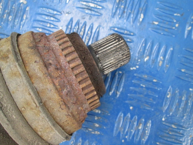 фото №2, Audi a6 c4 2.6 4x4 автоматическая коробка передач приводной вал левая задняя