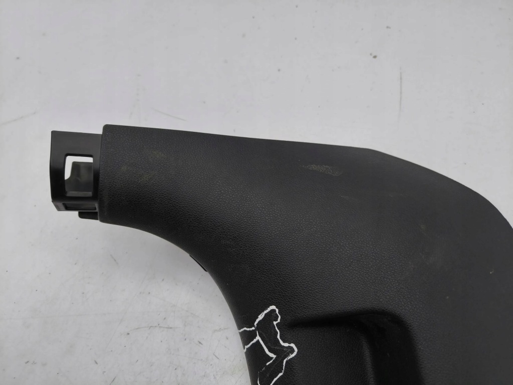 фото №5, Kia niro 2019 правая сторона молдинг порог