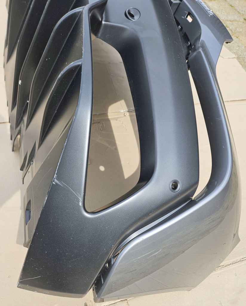 Бампер задній спойлер накладка maserati mc20 mc 20 cielo m240 6702325800 Ціна