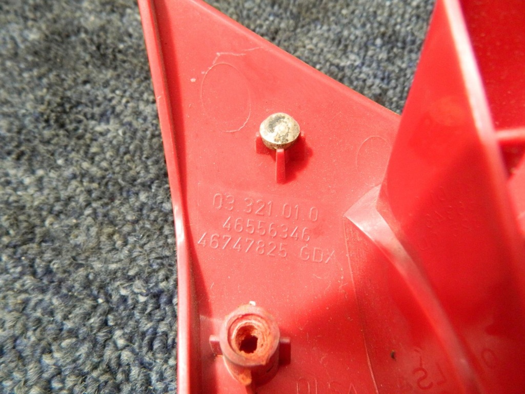 фото №4, Лампа кришки alfa romeo 147 2000-2004r. права задня