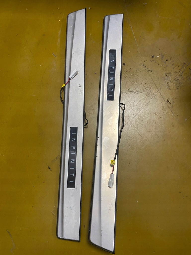 фото №1, Молдинг порог дверь led левый перед infiniti q70