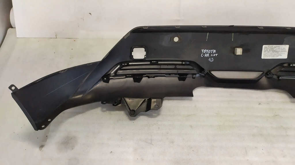 фото №16, Спойлер бампера задняя накладка toyota c-hr lift