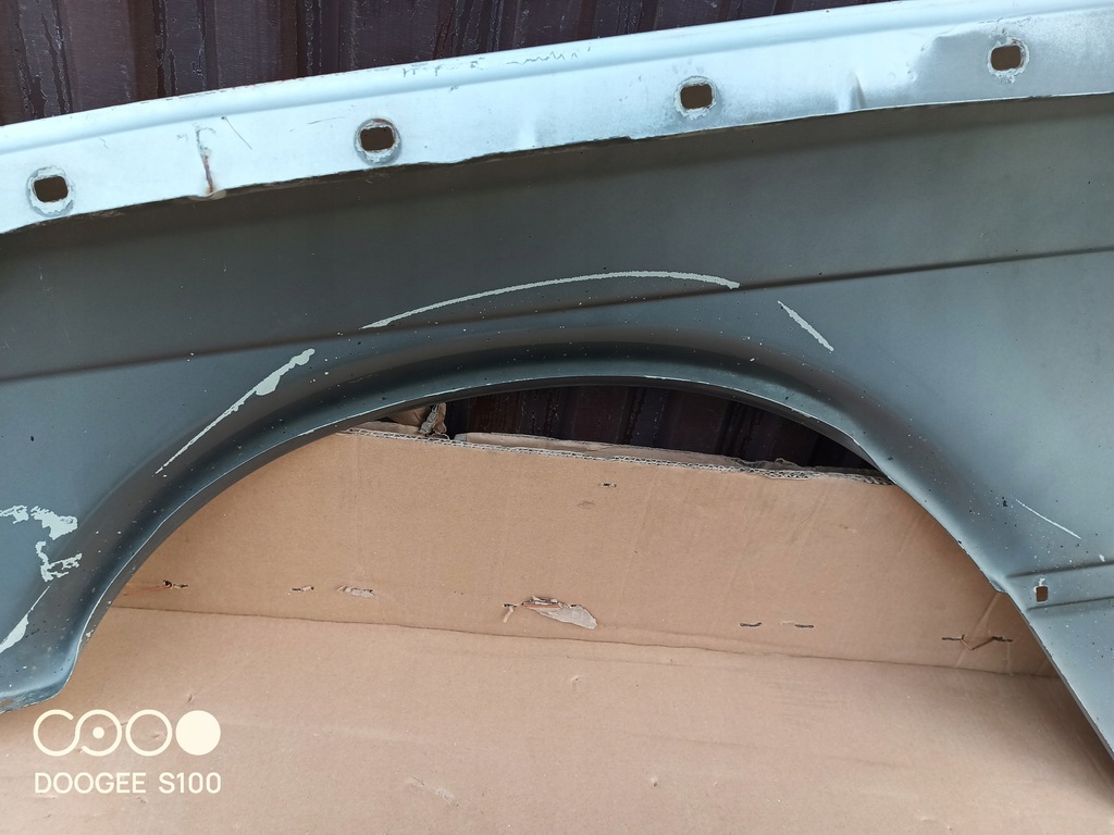 фото №11, Mercedes w126 se sel крила правий перед оригінальний bez корозія