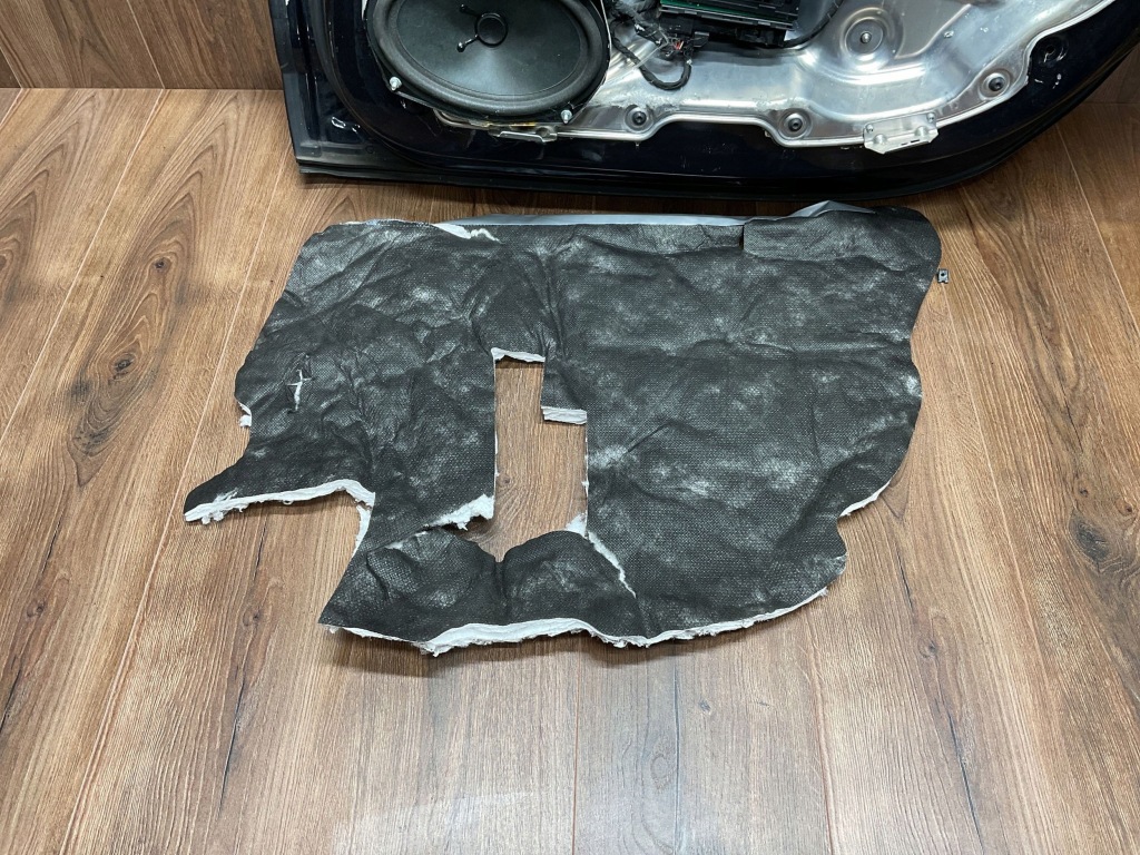 Двері праве правий задній задні bentley continental flying spur Зі Шроту