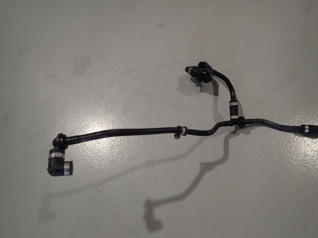 фото №2, Lamborghini aventador lp710 трубка шланг wąż вакууму клапан