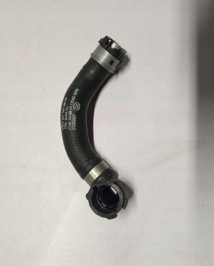 фото №1, Mercedes 118 шланг wody труба wąż жидкость идеальное состояние!!! a2475010800