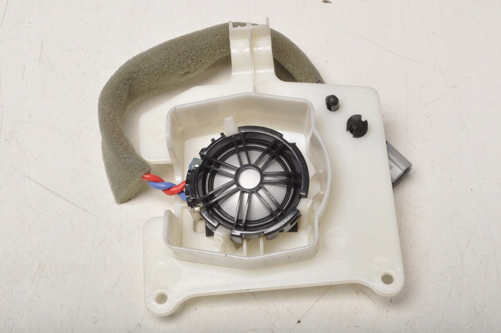 фото №1, Land rover range rover sport ii l494 динамик правый hy32-18414-a