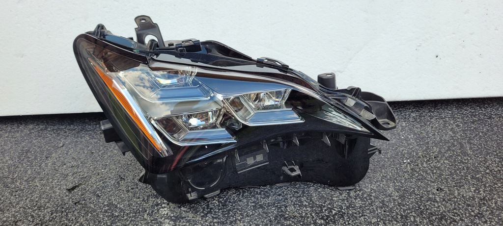 фото №1, Лампа права перед передня full led lexus rc rc200t rc300h 81185-24220