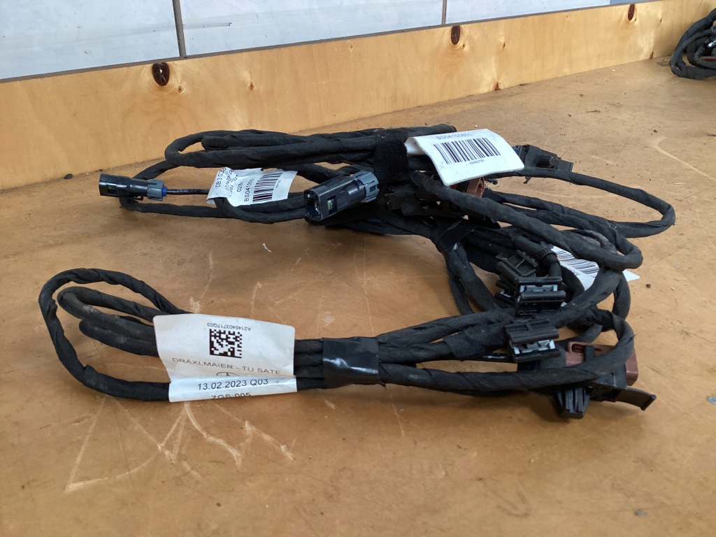 фото №1, Mercedes e w214 жгут трубопровод камеры a2145403717