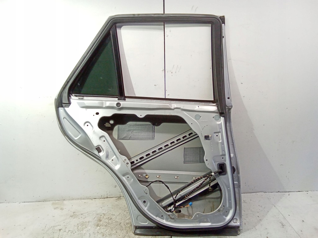 фото №6, Mercedes-benz ml w164 2007 ліва сторона двері задні