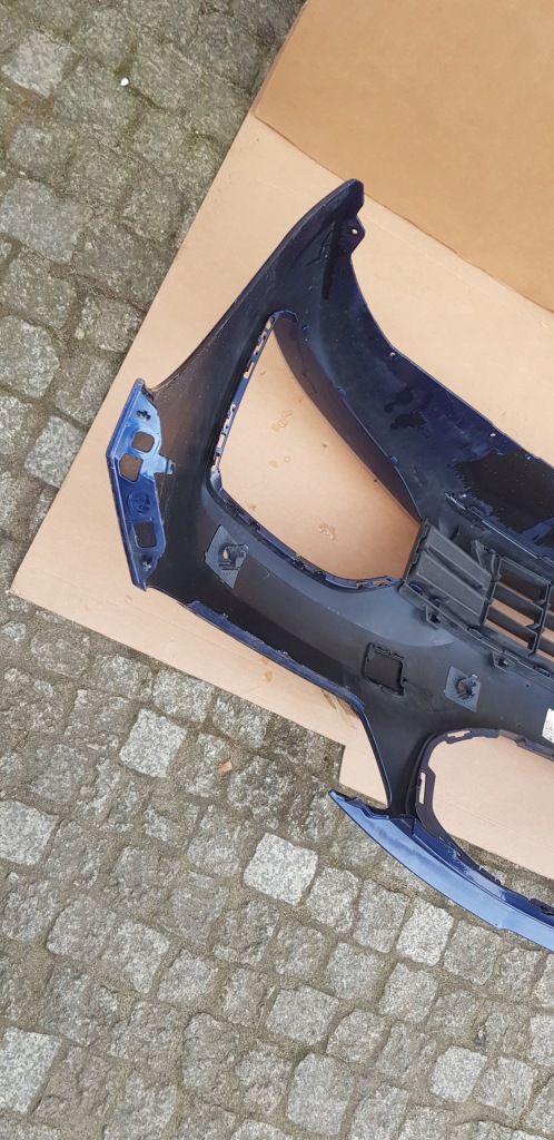 Bmw 1 f40 бампер передній 7459708 решітка середня Ціна