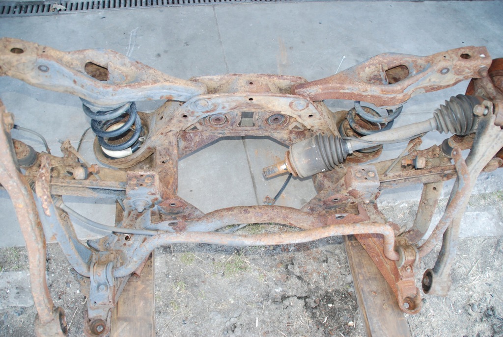 фото №8, Балка oś підвіска задня mitsubishi pajero 4 iv