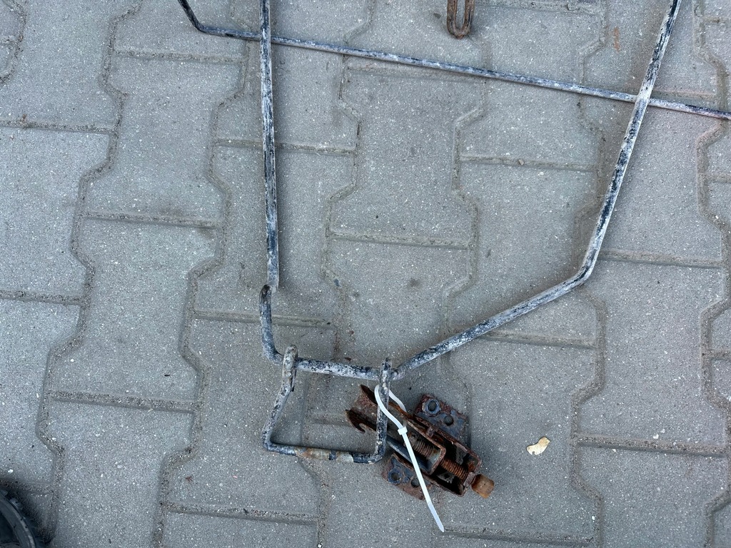 фото №5, Renault kangoo ii iii кронштейн корзина колеса запасного