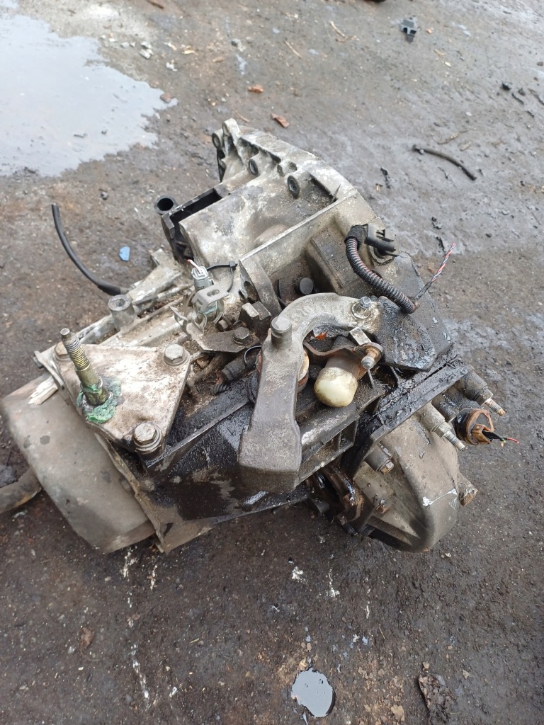 Привідний вал ліва короткий 2.2 3fy ew12j4 peugeot 607 2.2 ezdc 2002r механічна Зі Шроту