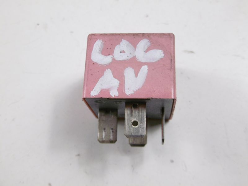 фото №7, Dacia logan i реле модуль 8200308271