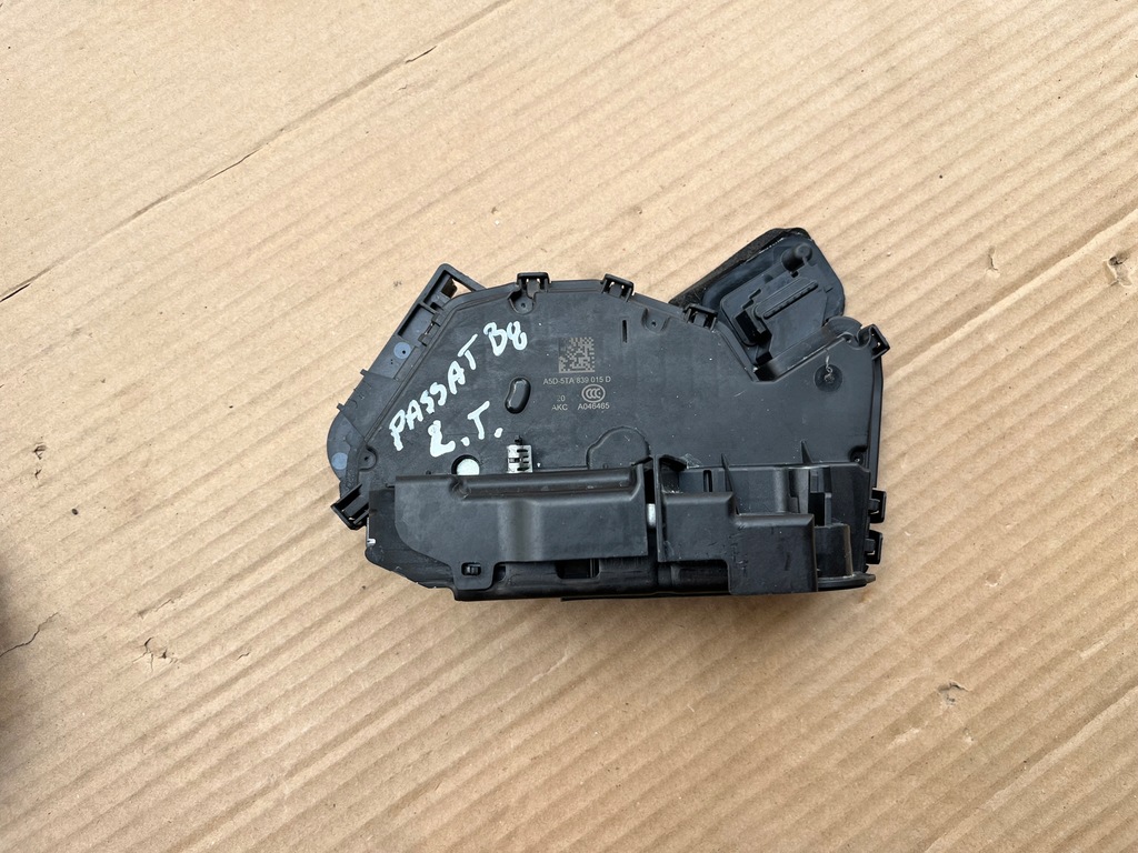 фото №1, Passat b8 замок двері лівий задня