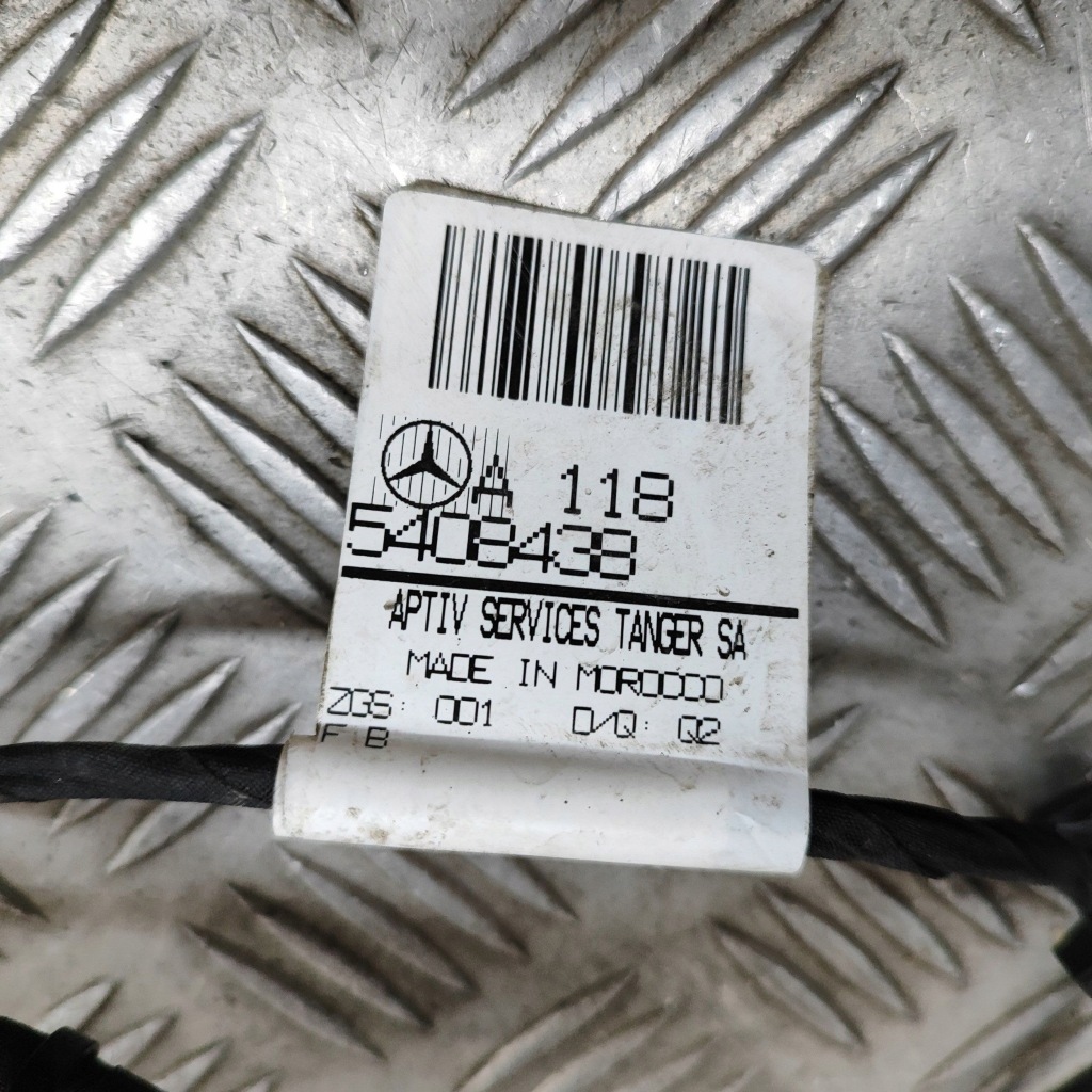 фото №6, Mercedes-benz cla c118 x118 2024 жгут трубопровод датчика парковки pdc