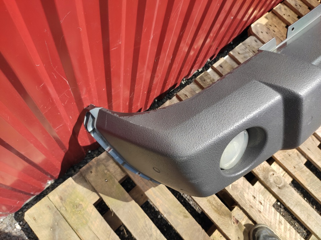 фото №10, Jeep commander xk xh 05-10 бампер перед kpl оригінал zdrowy prosty raptor