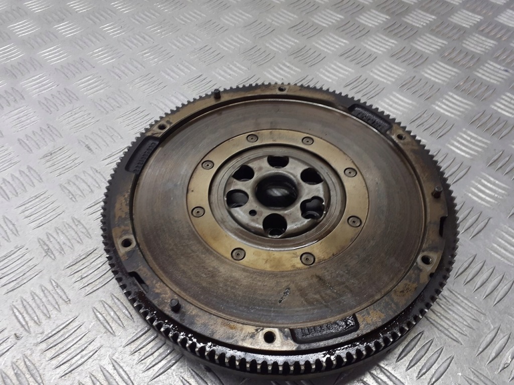 фото №1, Колесо двухмассовый двухмассовый маховик audi a3 8l 1.9 tdi