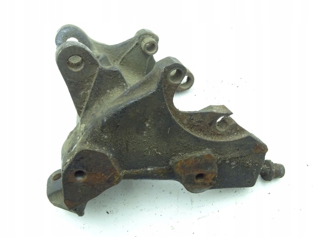 фото №1, Peugeot 306 98-02 1.9 td d8a кронштейн кронштейн генератора