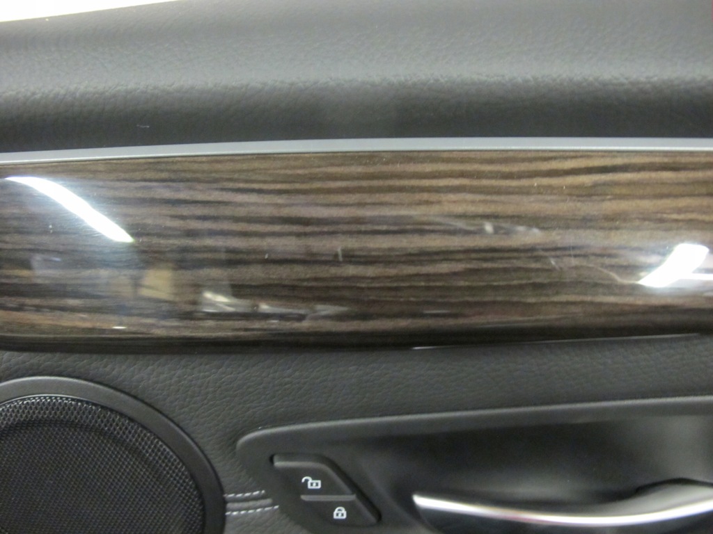 фото №4, Обшивки двері bmw f46 шкіра led