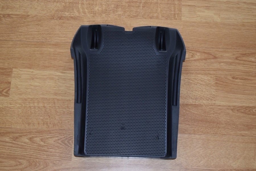 фото №5, Корпус накладка гумовий елемент бардачка volvo c30 lift r2011