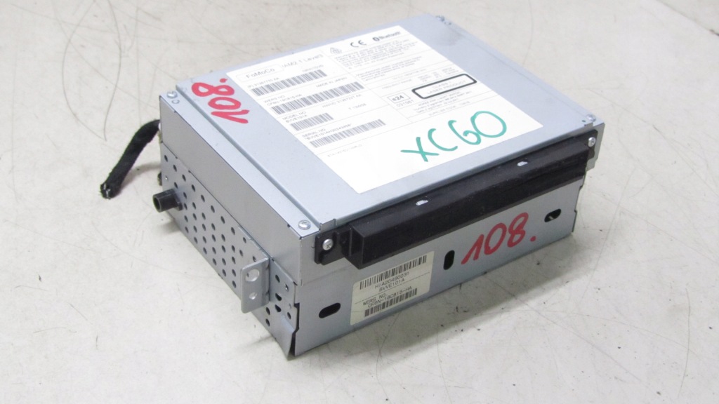 Купити Volvo xc60 радіо cd 31357770 08-