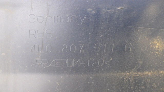 фото №9, Audi q7 cross бампер задній задня накладки бічний