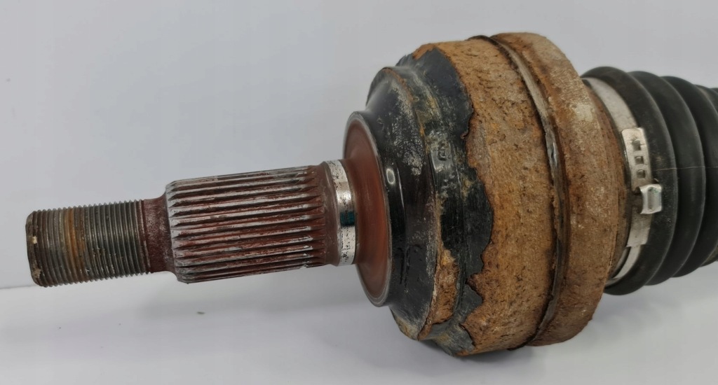 фото №3, Приводной вал левый задняя porsche cayenne ii 7p5 4.8 v8 t