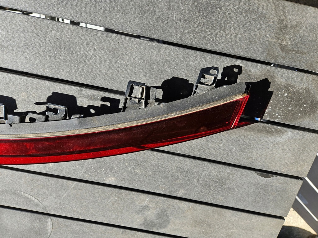 фото №8, Toyota prius xw50 задня кришка багажника задня світло led 81006-47041